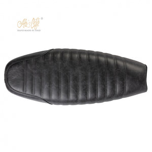 The Sella Slim Short leather seat for the Triumph Liquid Cooled Twins